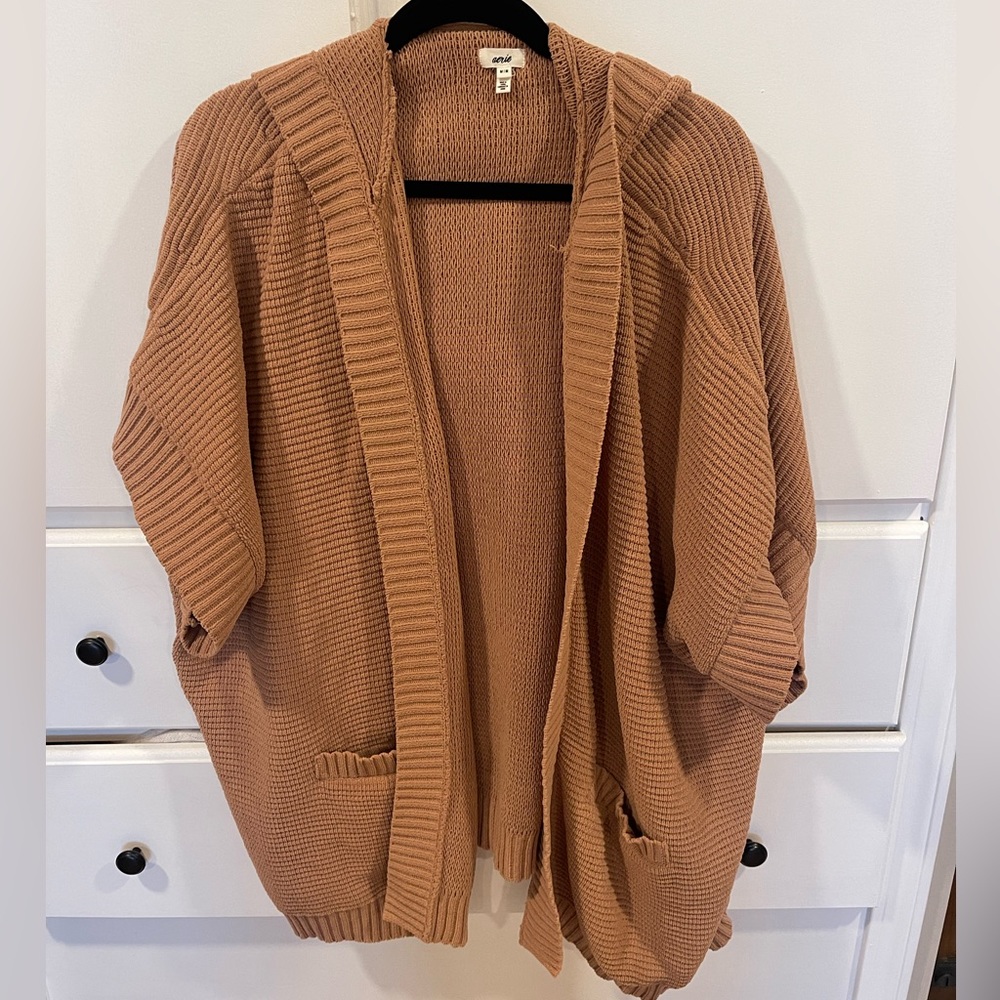 womens american eagle short sleeve hooded sweater/cape